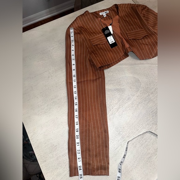 Jumpsuit Set Taupe - Picture 5 of 9